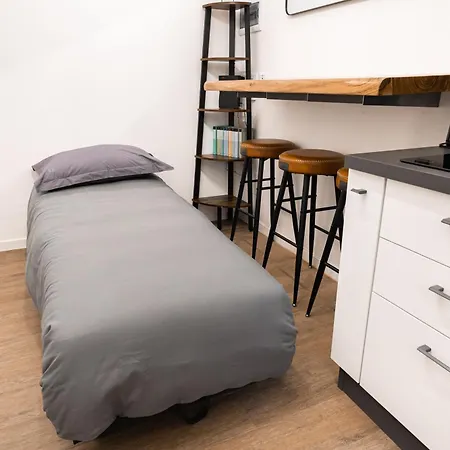 アパート Moderno Vicino Fiera E Centro ボローニャ