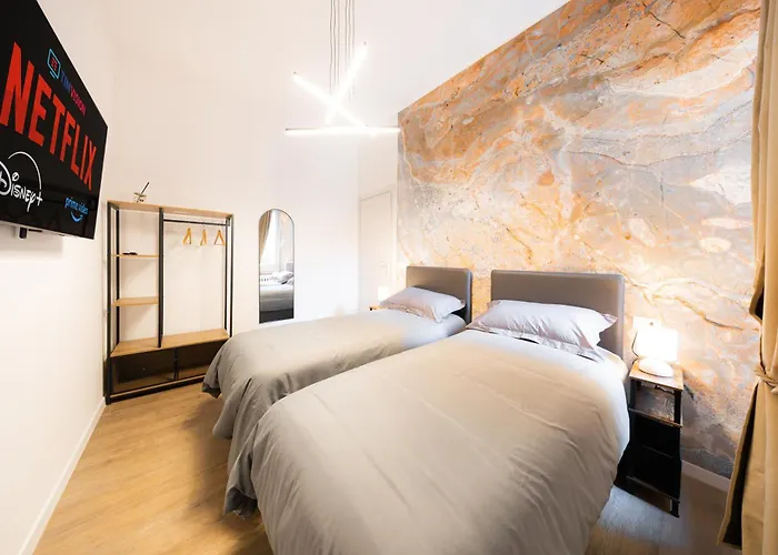 Moderno Vicino Fiera E Centro شقة