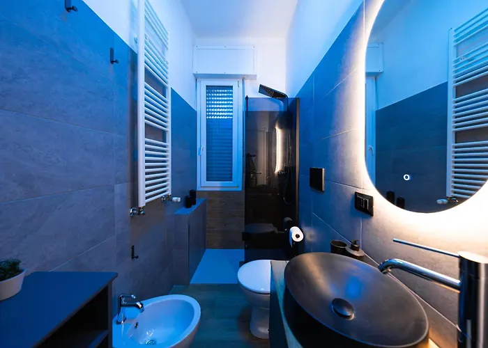 شقة Moderno Vicino Fiera E Centro