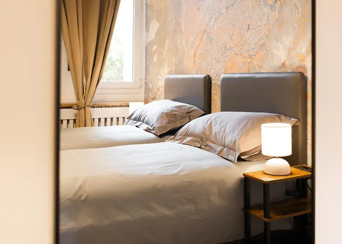 Moderno Vicino Fiera E Centro 볼로냐