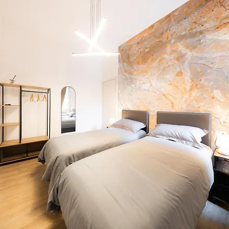 Moderno Vicino Fiera E Centro Apartamento